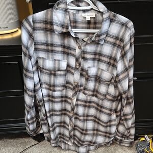 Womens Black and White Plaid Shirt